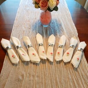 🌺 Set of 8 Silver Toned Metal Napkin Rings